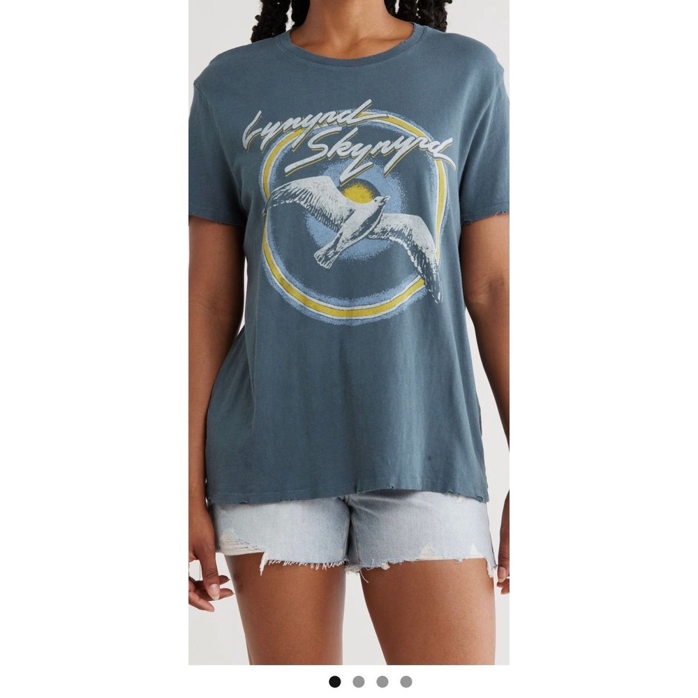 Junk Food Lynyrd Skynyrd Graphic Tee Distressed Blue Gray Band T-Shirt